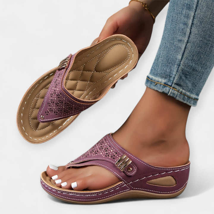 Hingavad vabaajajalatsid mugavaks igapäevaseks kandmiseks.