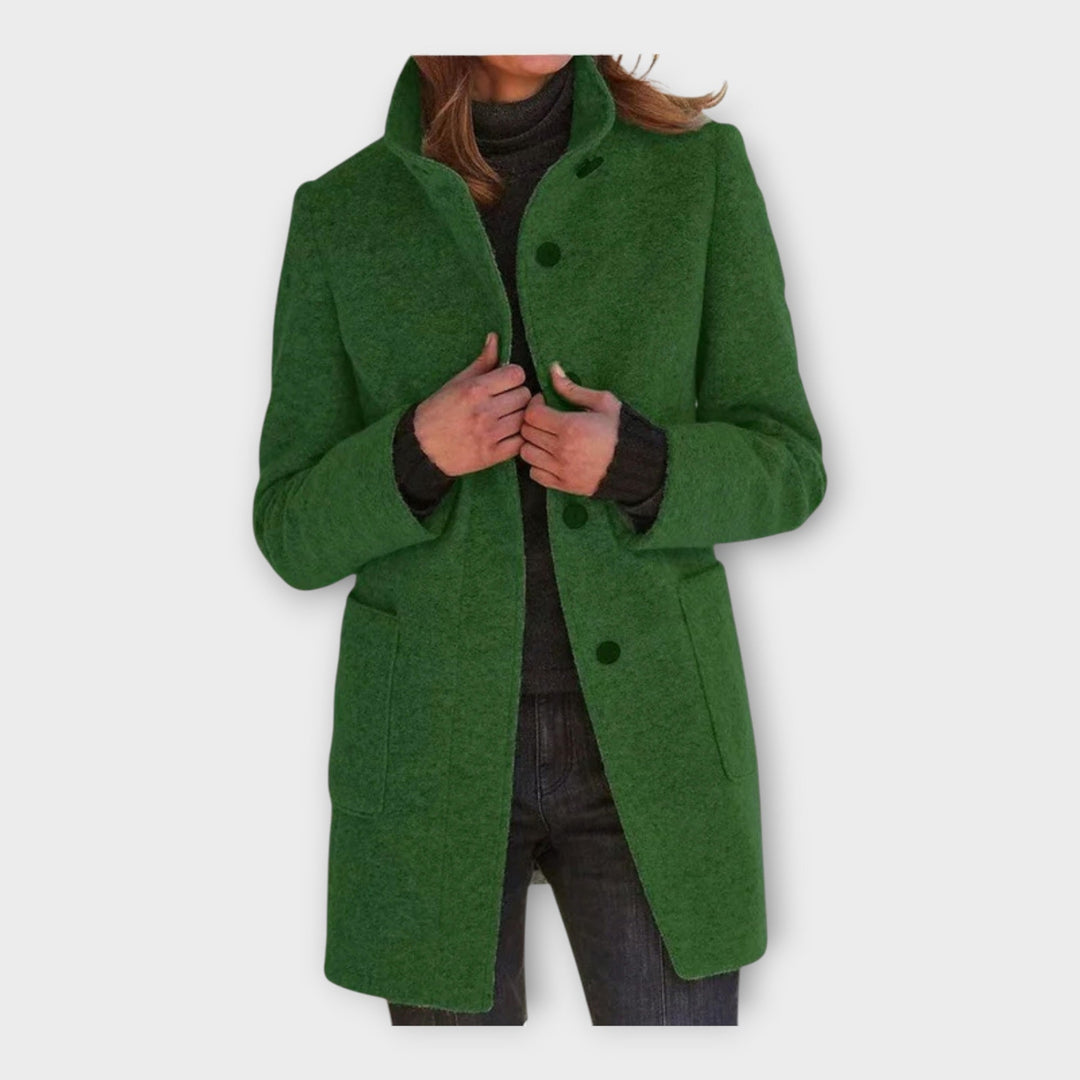 Elegantne mantel ajatu disainiga