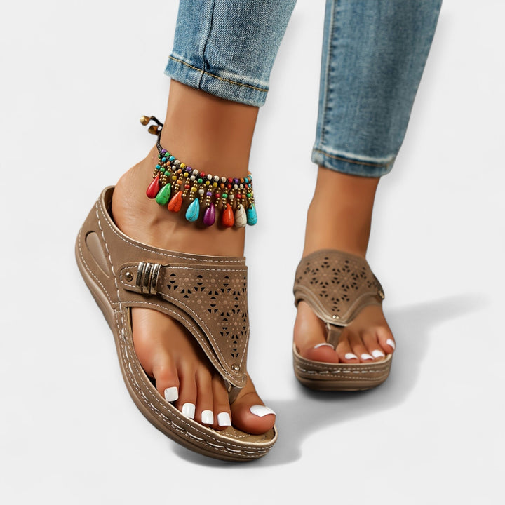 Hingavad vabaajajalatsid mugavaks igapäevaseks kandmiseks.