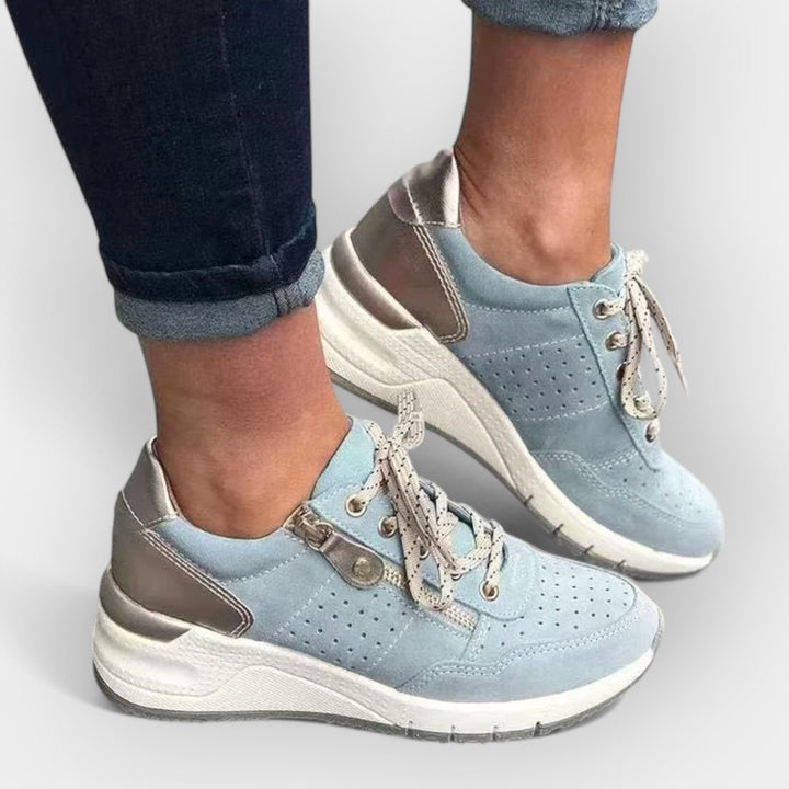 Anatoomilised jalanõud mugavuse ja toe jaoks.