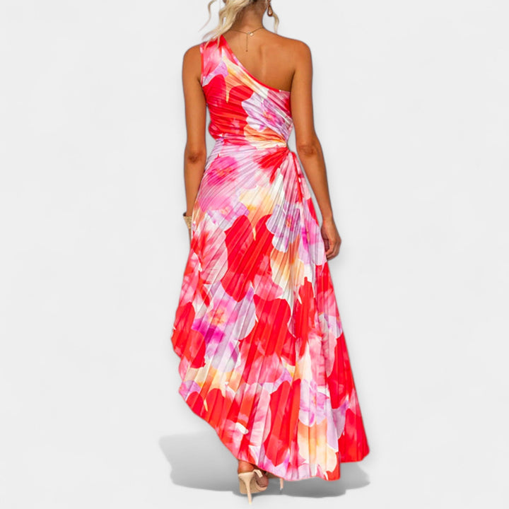 Asümmeetrilise viimistlusega stiilne kleit