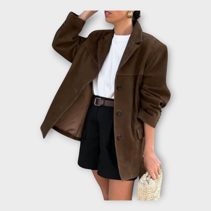 Elegantne jakk ajatu stiiliga ja mitmekülgsus.