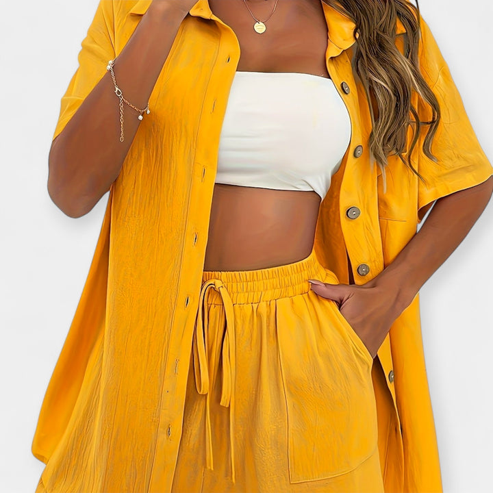 Särgi ja lühikeste pükste mugav komplekt