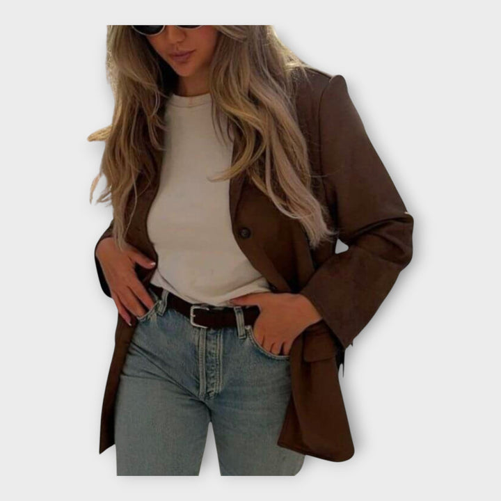 Elegantne jakk ajatu stiiliga ja mitmekülgsus.