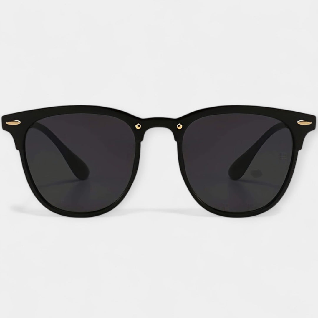 Ümarad päikeseprillid mugavaks ja stiilseks kaitseks.