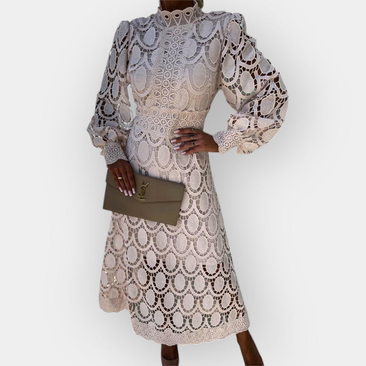 Romantiline pitskleit elegantseks õhtuks.