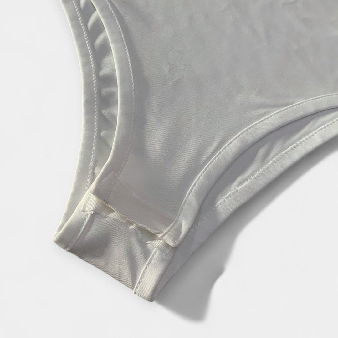 Suvine keha V - mugav ja stiilne suveriietus.