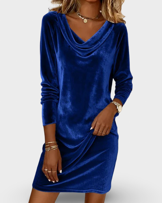 Ema - Lõdvalt Istuv Sametkleit