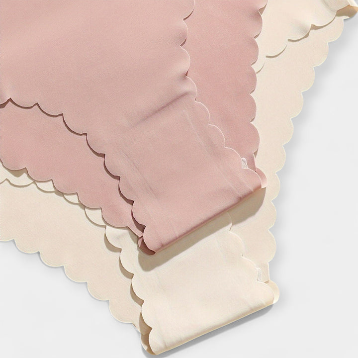 Seksikate aluspükste komplekt mugavuseks ja stiiliks.