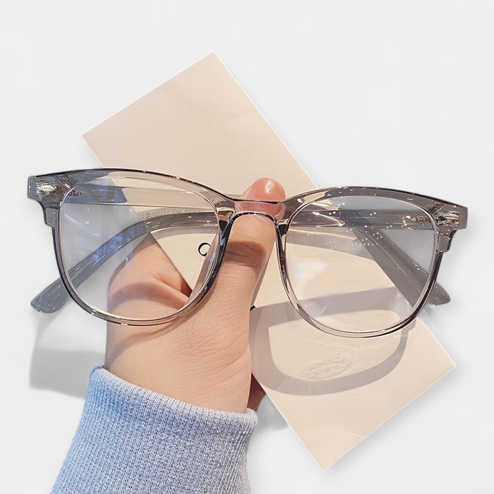 Sinised valgusprillid ja silmade kaitse sinise valguse eest