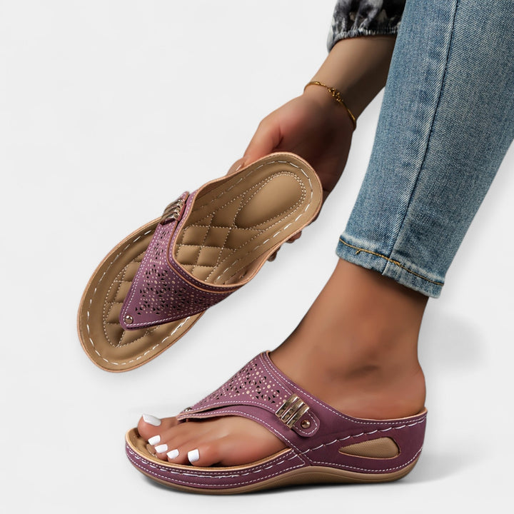 Hingavad vabaajajalatsid mugavaks igapäevaseks kandmiseks.