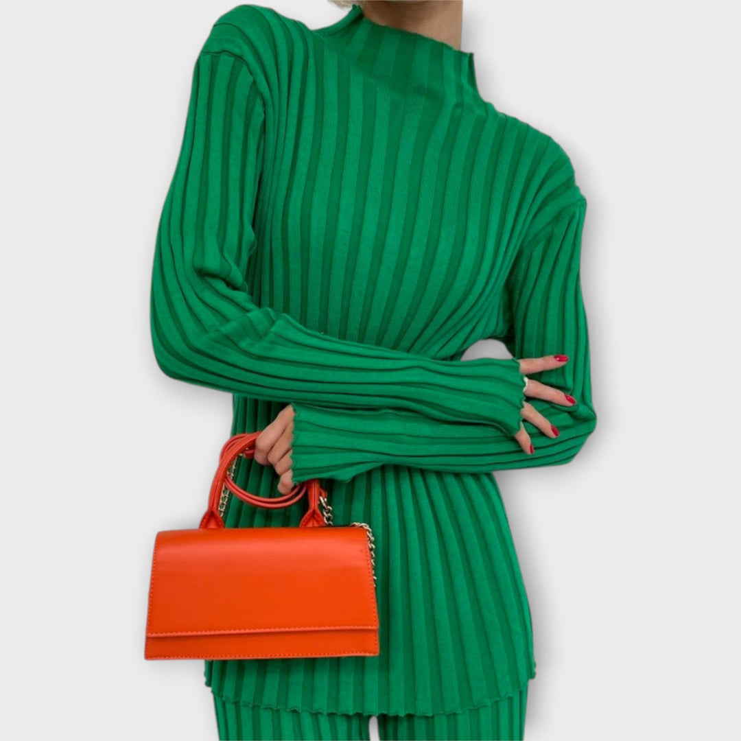 Moodsa joonega kootud komplekt – stiilne ja mugav valik.