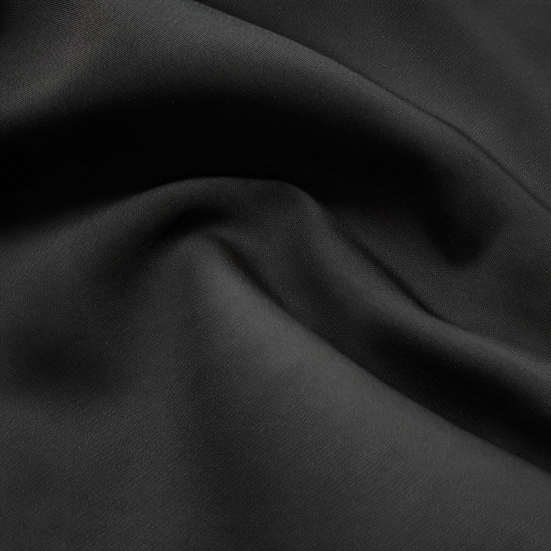 Elegantne minimalistliku disainiga top