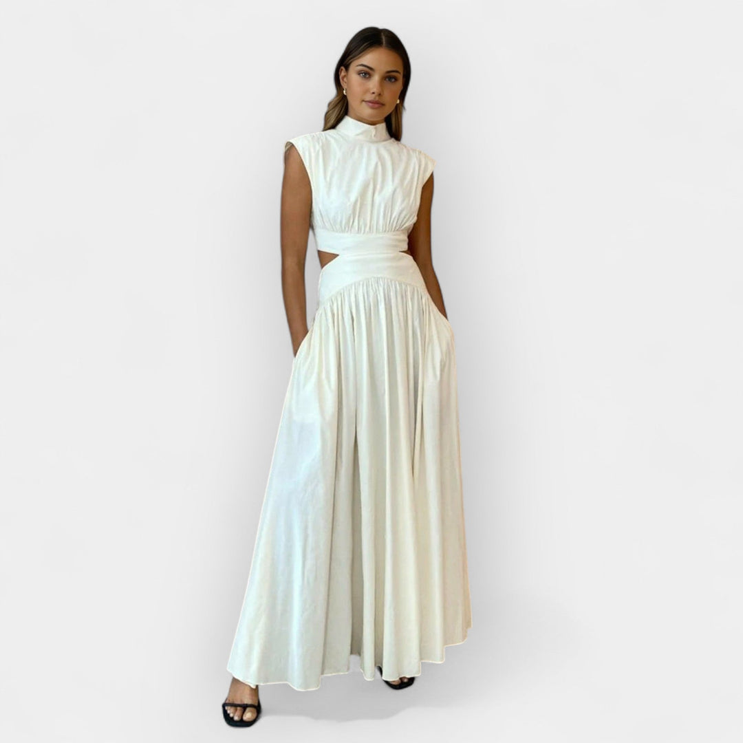 Elegantne kleit unikaalse lõikega ja detailidega