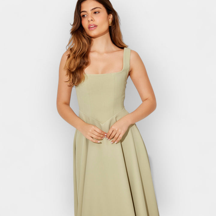 A-joonega midi kleit elegantseks stiiliks