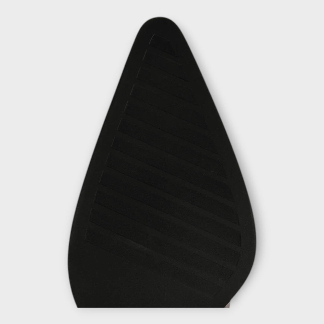 Elegantsete kontsadega krookusemustriga saapad