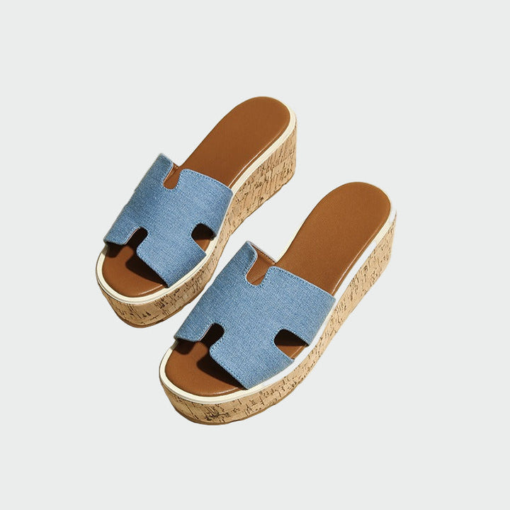 Joaquim elegantsed kontsaga sandaalid mugavuse ja stiili jaoks.