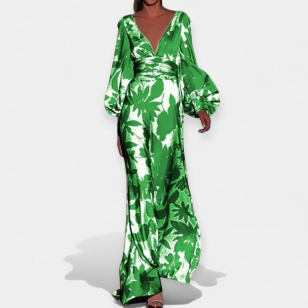 Õhuliste aktsentidega elegantne kleit