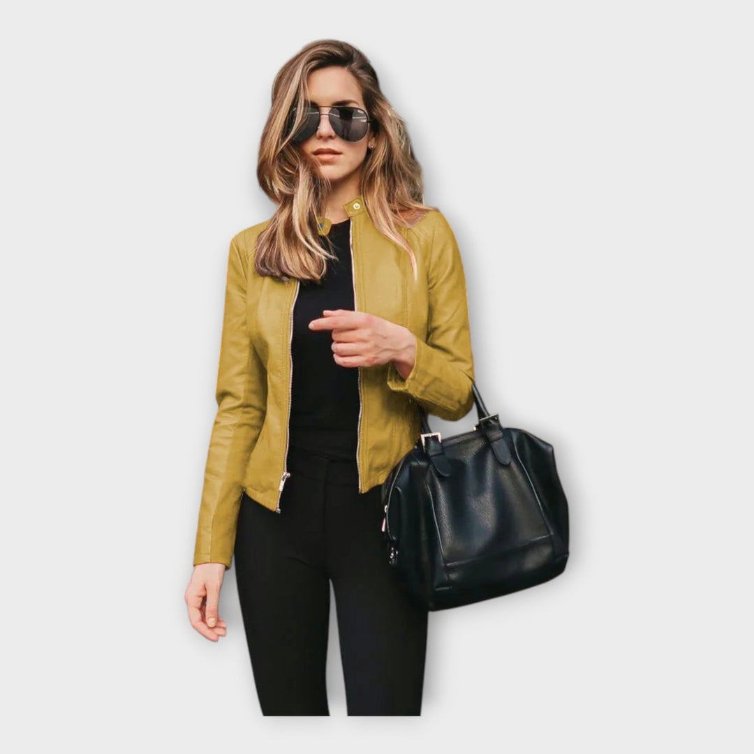 Moodsa joonega nahktagi – stiilne ja kvaliteetne valik.