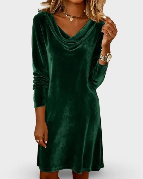 Ema - Lõdvalt Istuv Sametkleit