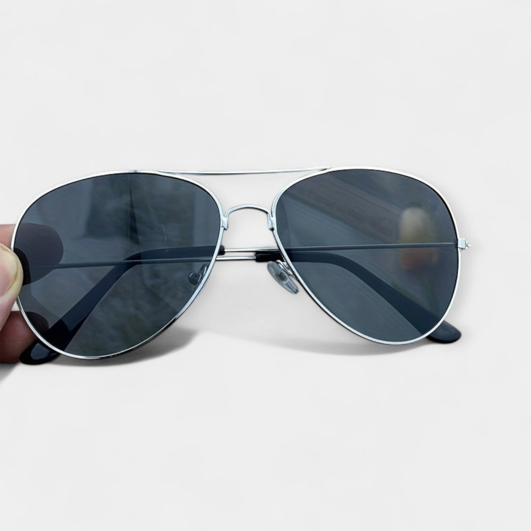 Retro peegelprillid – stiilne kaitse päikese eest.