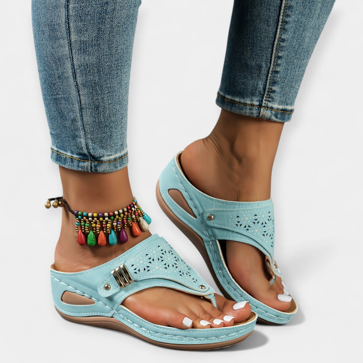 Hingavad vabaajajalatsid mugavaks igapäevaseks kandmiseks.