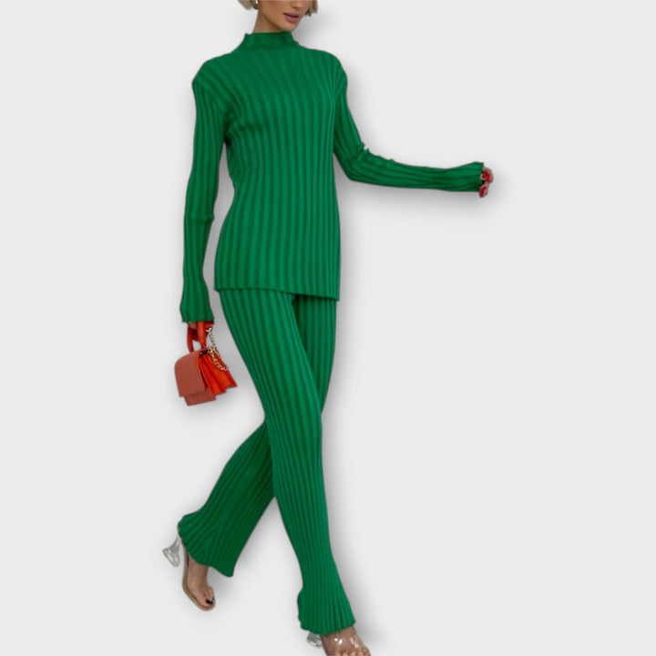 Moodsa joonega kootud komplekt – stiilne ja mugav valik.