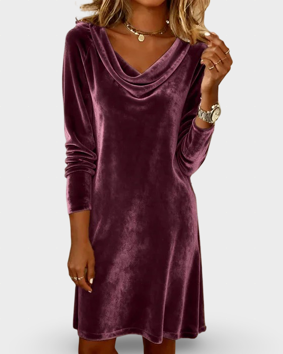 Ema - Lõdvalt Istuv Sametkleit