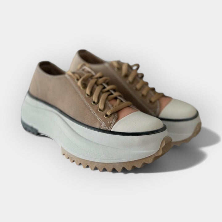 Moodsad tossud mugavate paksude taldadega