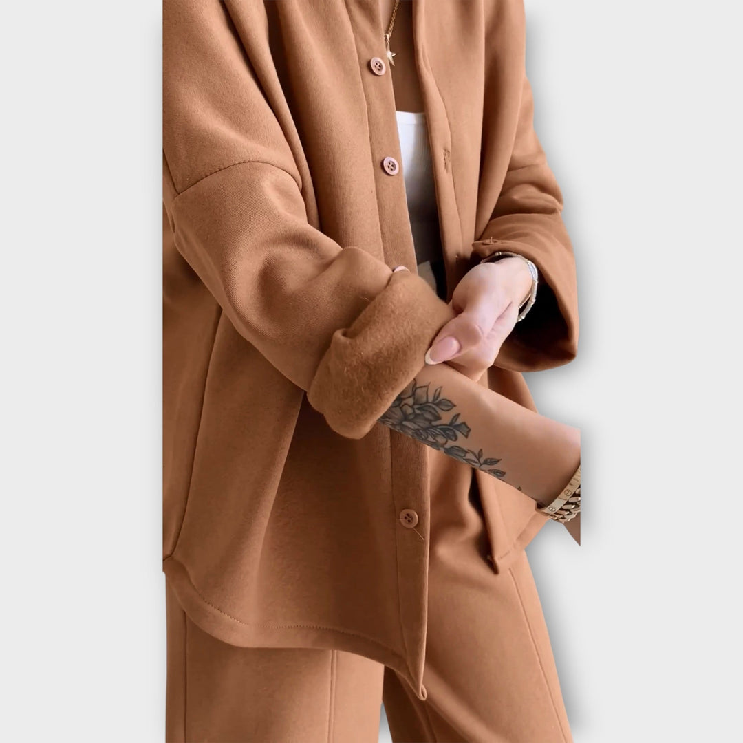 Elegantne nööpide komplekt ja stiilne joon.