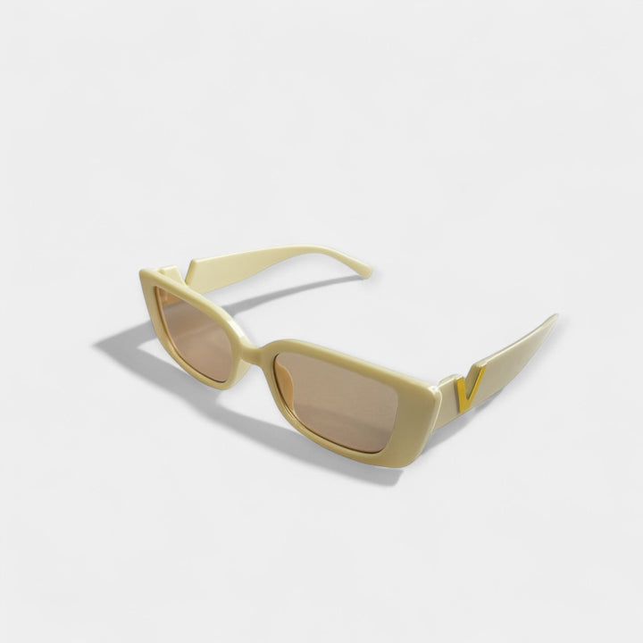 Vintage kandilised prillid stiilseks välimuseks