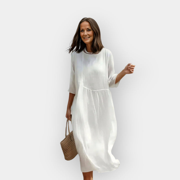 Meelitav kleit kõhupiirkonna kattega