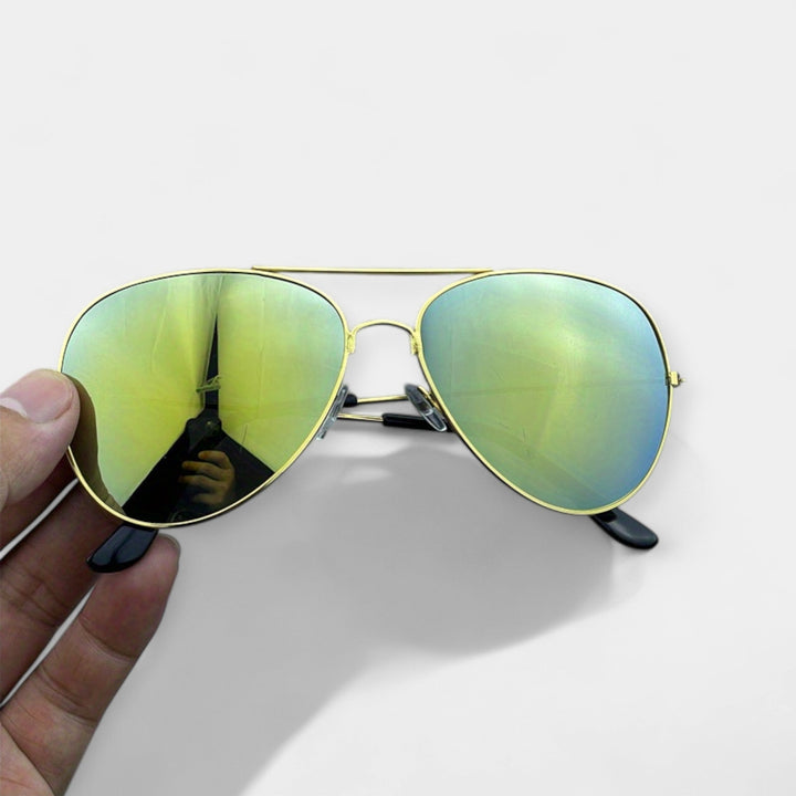 Retro peegelprillid – stiilne kaitse päikese eest.