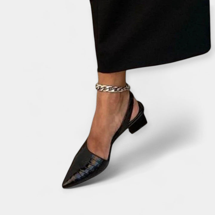 Luksuslikud kontsad elegantse disainiga.