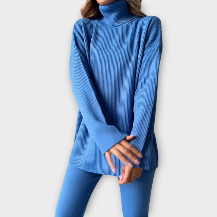 Moodne kootud komplekt stiilse välimusega