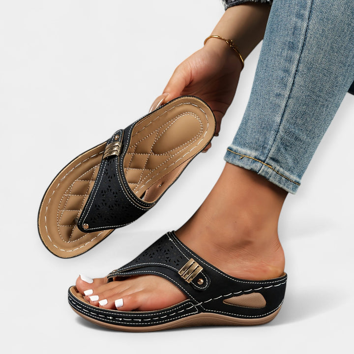 Hingavad vabaajajalatsid mugavaks igapäevaseks kandmiseks.