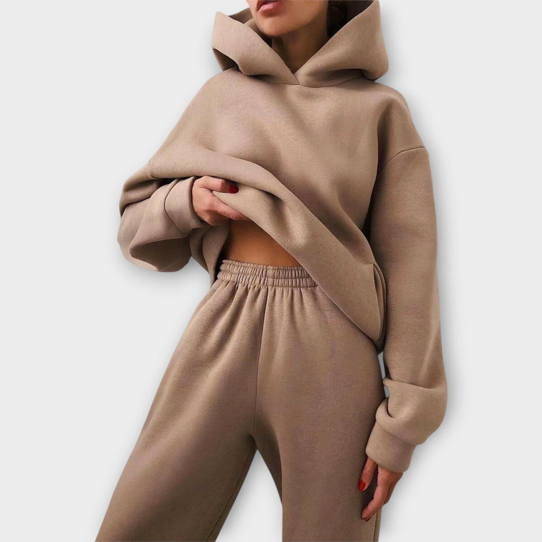 Kapuutsiga komplekt mugavuse ja stiili jaoks