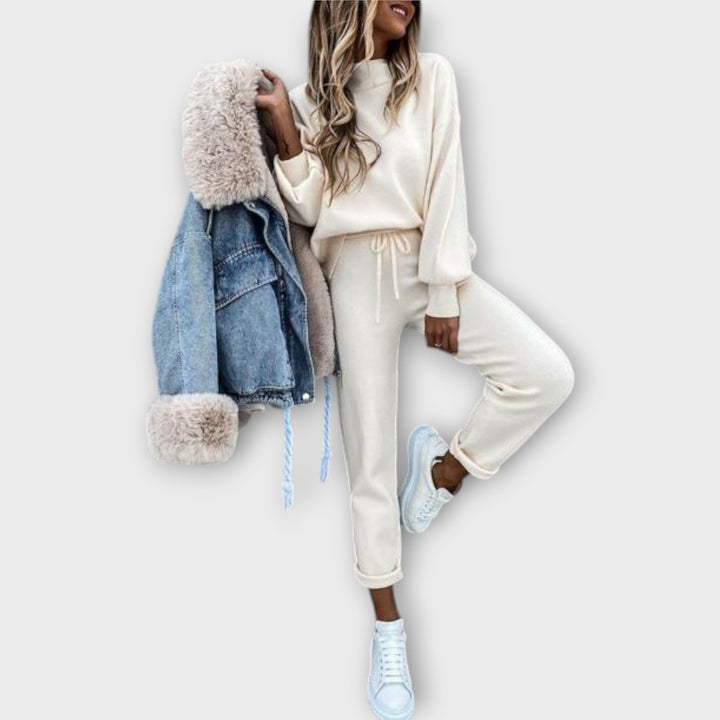 Mugav komplekt ajatu viimistlusega.