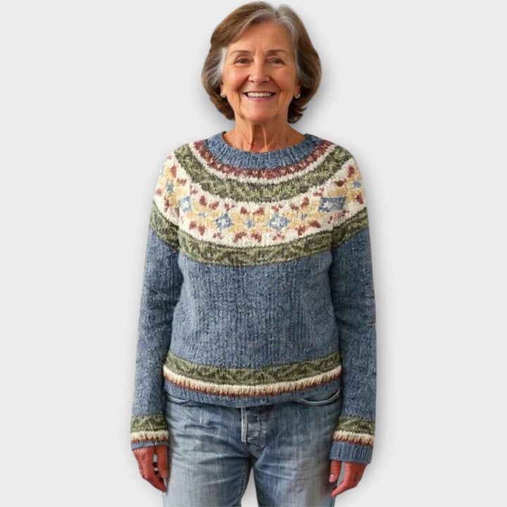 Kootud geomeetrilise mustriga soe ja stiilne.