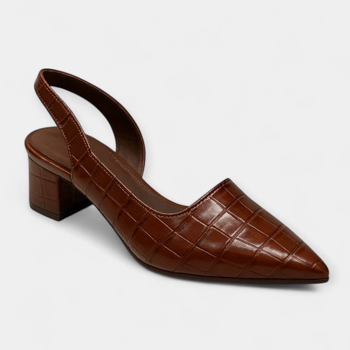 Luksuslikud kontsad elegantse disainiga.