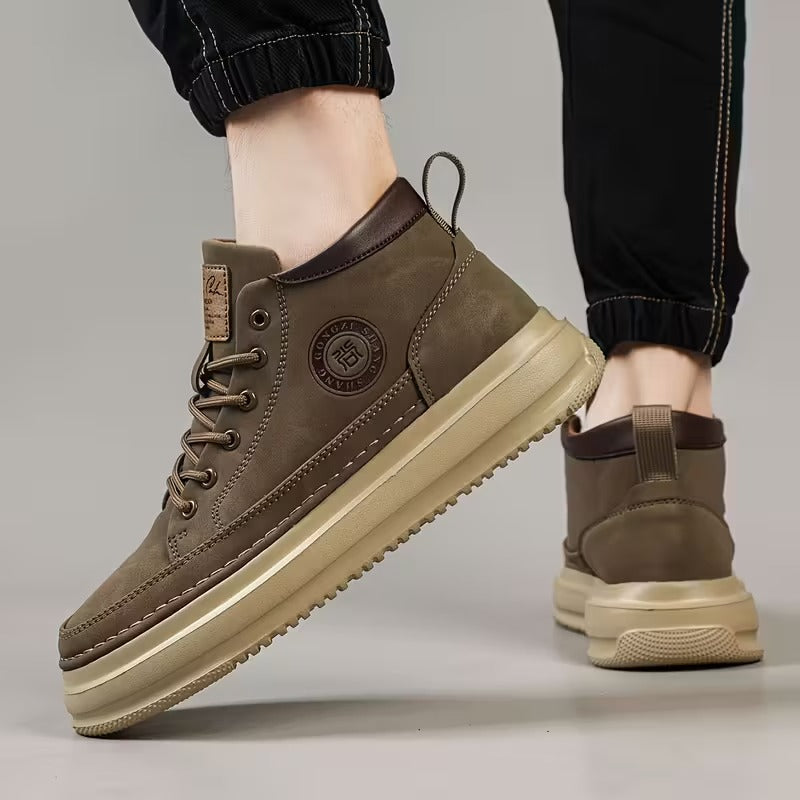 Elio ortopeedilised nahast kingad – mugavus ja tugi.