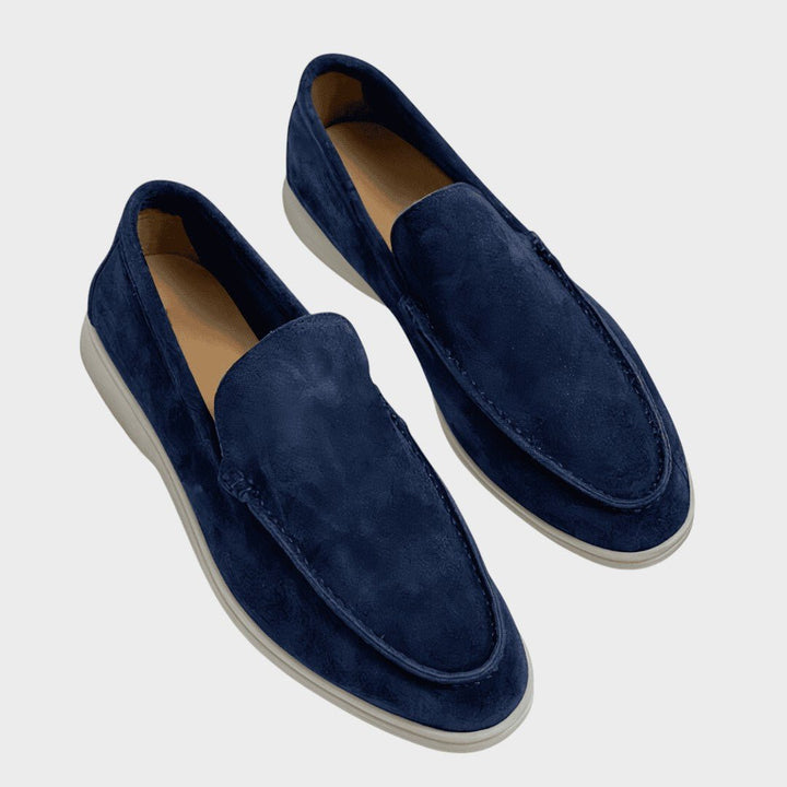 Jan stiilsed slip-on loaferid mugavuseks ja elegantsiks.