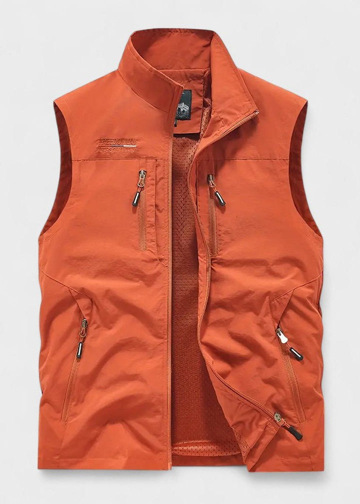 Joachim praktiline vest paljude taskutega