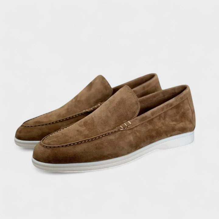 Johan käsitöö mokasiinid mugavuseks ja stiiliks.