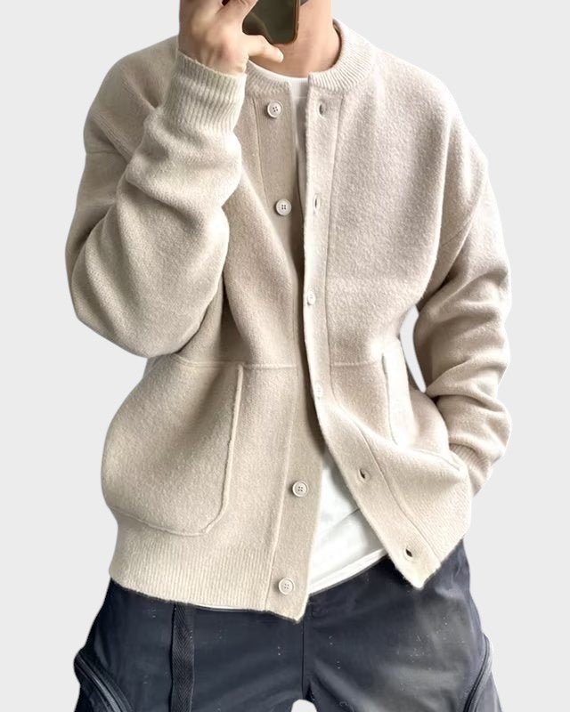 Magnus elegantne vest - stiilne ja mugav valik.