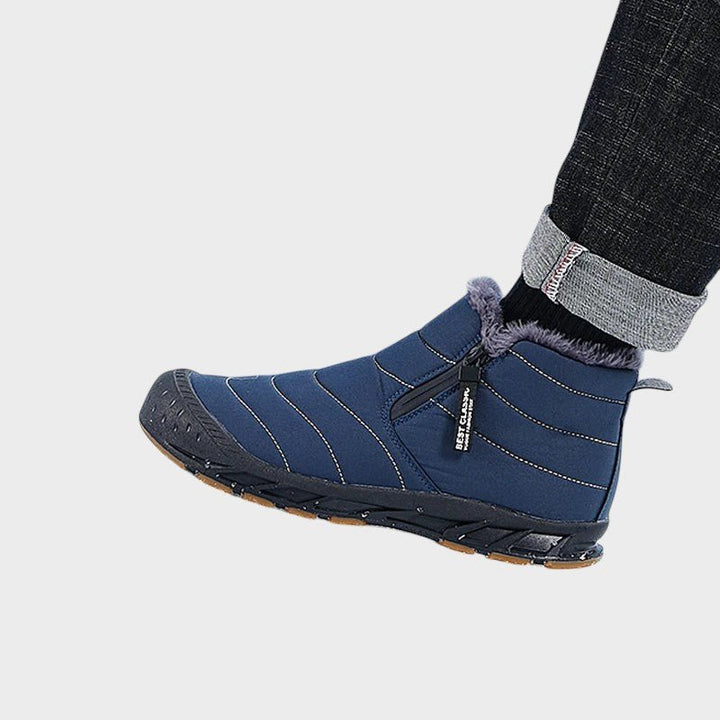 Peder stiilsed talvised slip-on saapad.