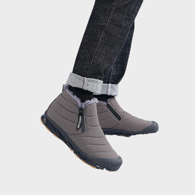 Peder stiilsed talvised slip-on saapad.