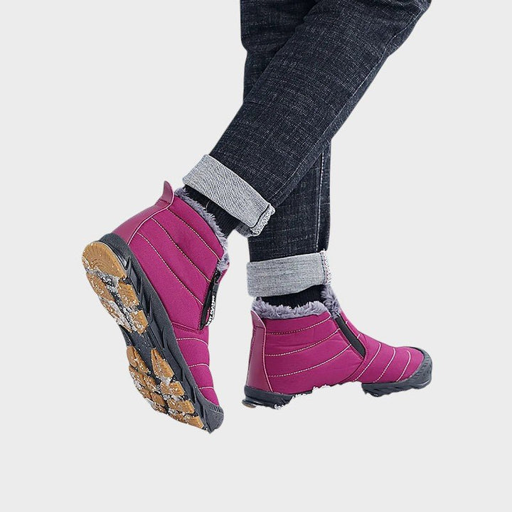 Peder stiilsed talvised slip-on saapad.