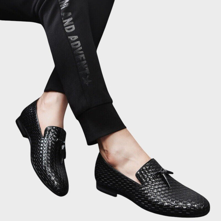 William nahast mokasiinid - stiilne ja mugav jalanõu.